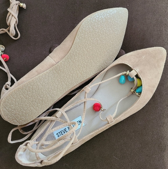 Steve Madden Eleanorr beaded lace up flats brand new tan - Picture 4 of 4